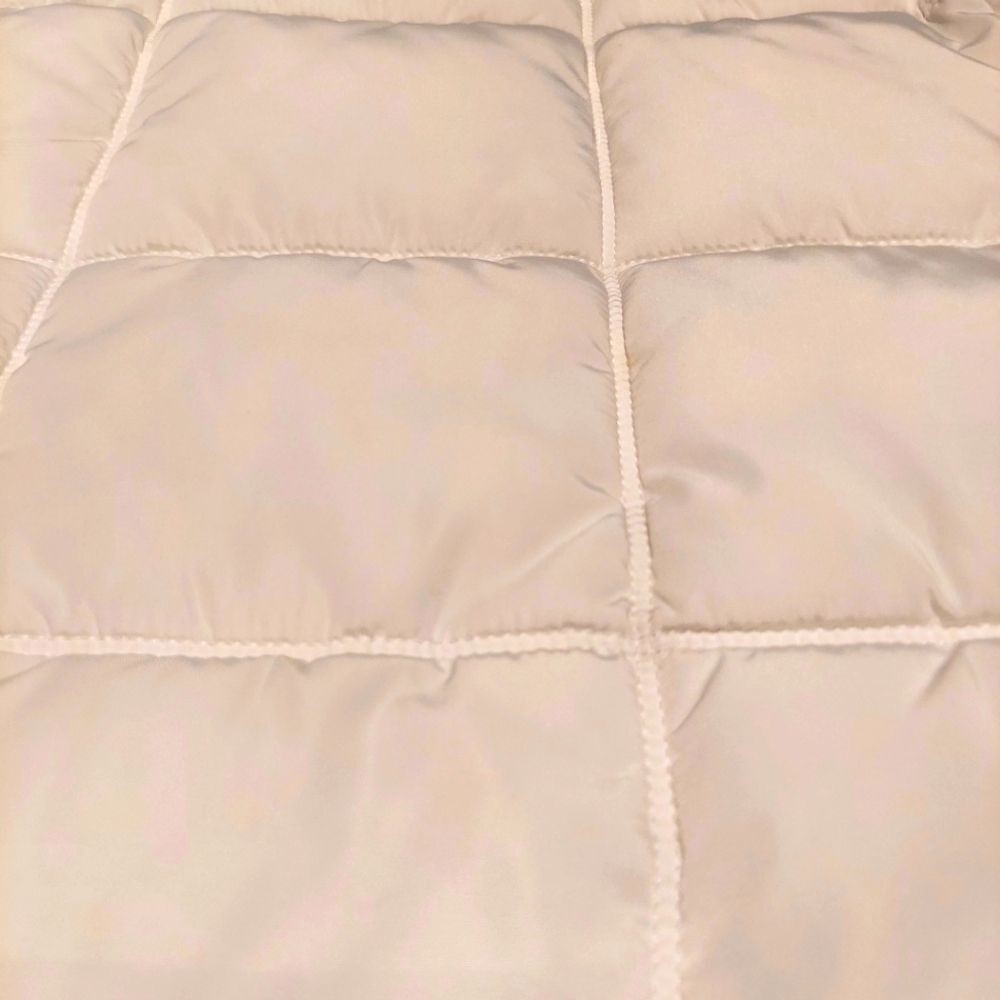 Tommy Hilfiger Quilted Puff Vest - Picture 8 of 8